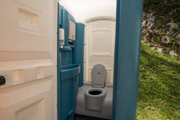 Best Temporary restroom rental  in Broad Creek, NC